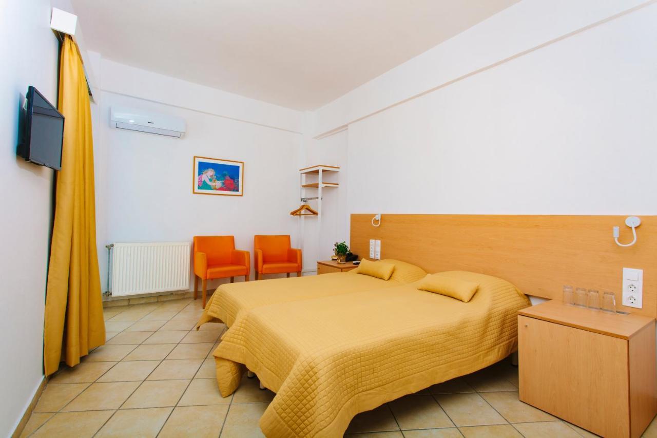 Hotel Sissy Kamena Vourla Dış mekan fotoğraf