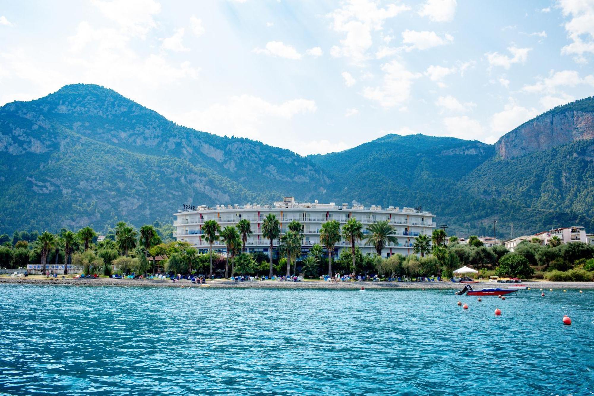 Hotel Sissy Kamena Vourla Dış mekan fotoğraf