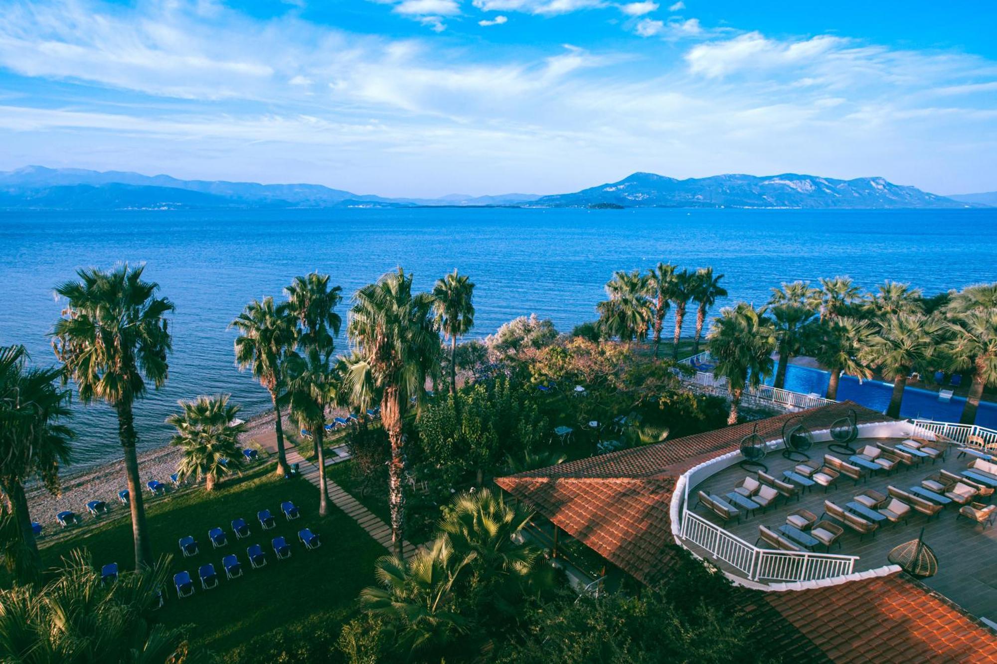 Hotel Sissy Kamena Vourla Dış mekan fotoğraf