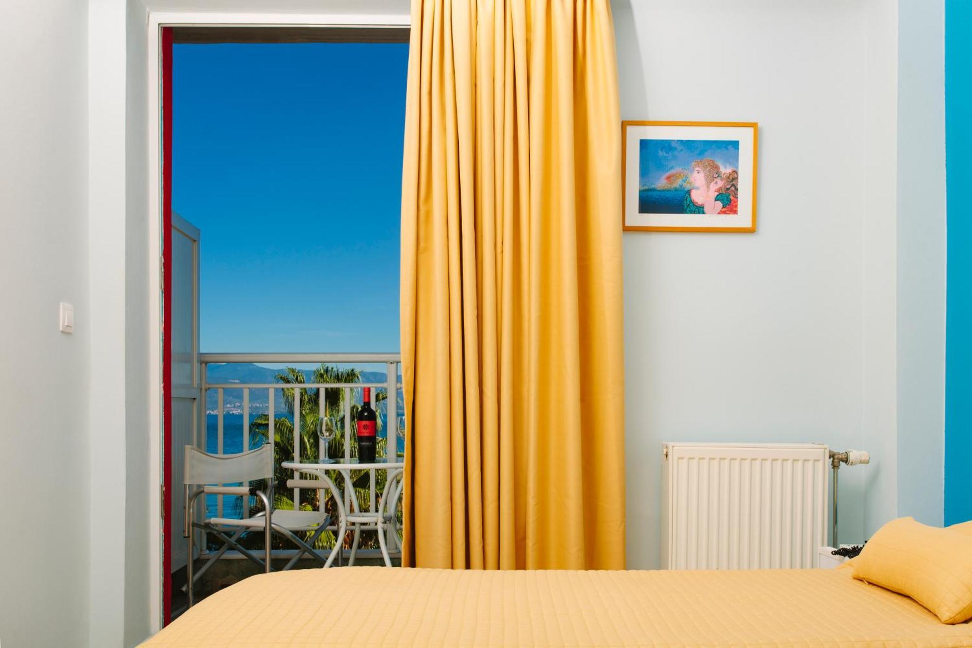 Hotel Sissy Kamena Vourla Dış mekan fotoğraf