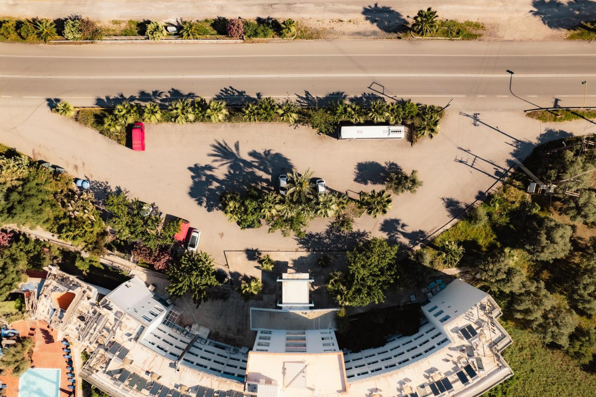 Hotel Sissy Kamena Vourla Dış mekan fotoğraf